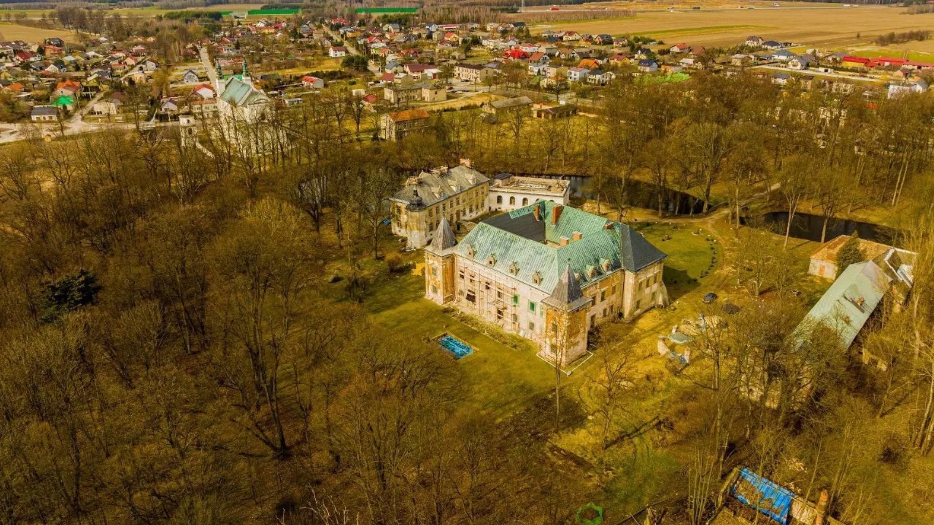 Działka na sprzedaż